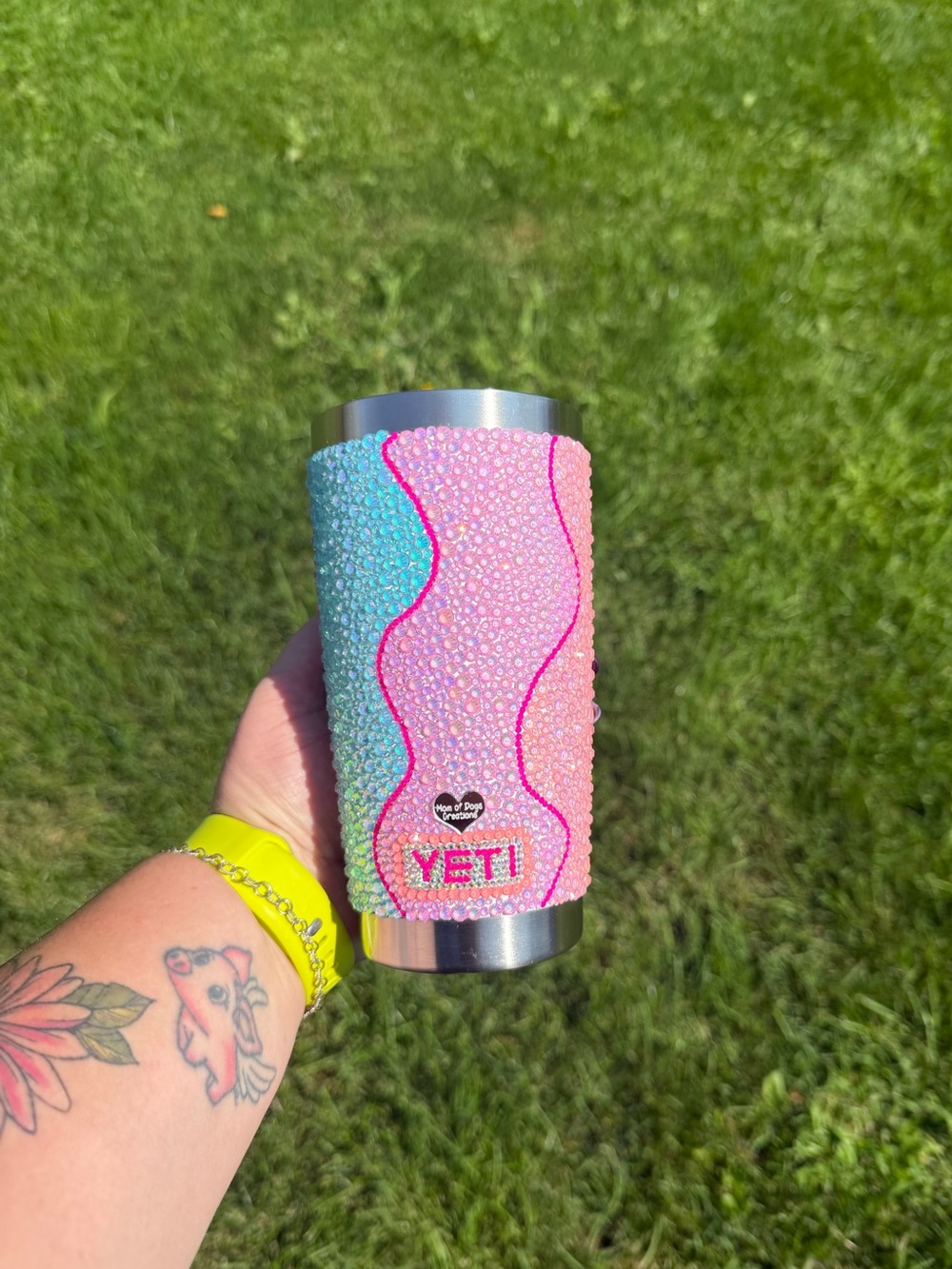 Rhinestone 20 oz  white Yeti Tumbler - Picture 3 of 3
